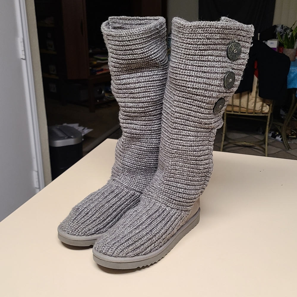 Ugg Classic Cardy calve boots size 8